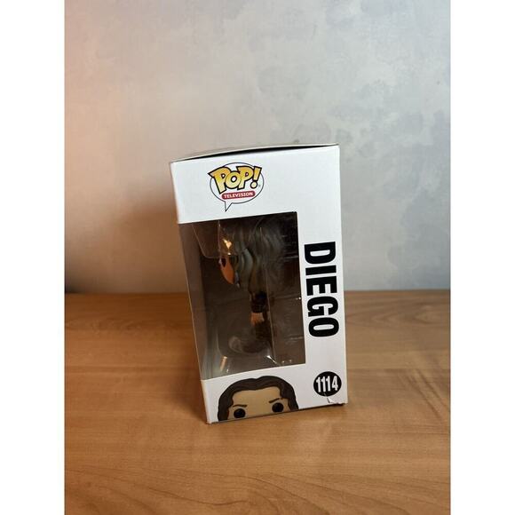 Funko Pop TV: Umbrella Academy - #1114 Diego *Damaged* - Picture 2 of 8